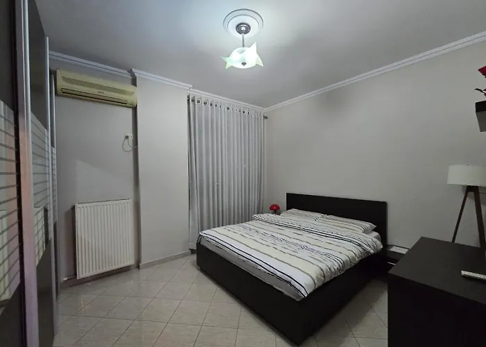 Apartment Tiksi *